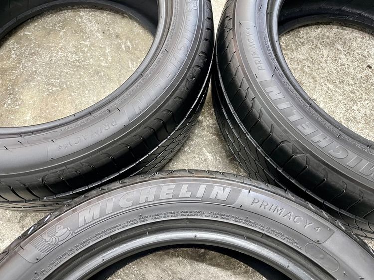 ยางขอบ 17” ยี่ห้อ MICHELIN รุ่น PRIMACY4 ขนาด 215-50R17 ปี 24 พื้นปี 25 ดอกยางสวยจัด ไม่มีปะ ไม่บวมรับประกัน
