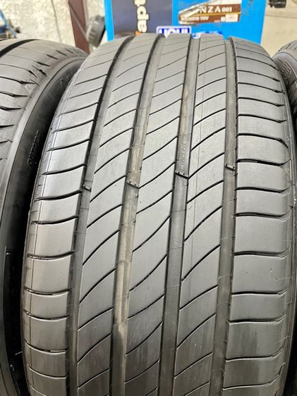 ยางขอบ 17” ยี่ห้อ MICHELIN รุ่น PRIMACY4 ขนาด 215-50R17 ปี 24 พื้นปี 25 ดอกยางสวยจัด ไม่มีปะ ไม่บวมรับประกัน รูปที่ 6