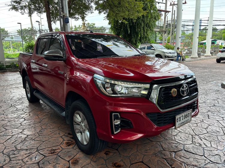 รถ Toyota Hilux Revo 2.4 Prerunner E Plus สี แดง