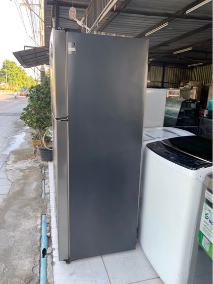 ขายตู้เย็นมือสองยี่ห้อฮิตาชิขนาด 15 คิวสภาพสวยพร้อมใช้งานราคา 5990 บาทรับประกันเจ็ดเดือนค่ะ รูปที่ 4