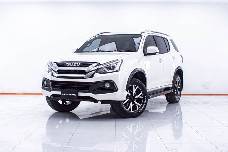 Isuzu MU-X 2019 1.9 The Onyx Utility-car ดีเซล ไม่ติดแก๊ส เกียร์อัตโนมัติ ขาว