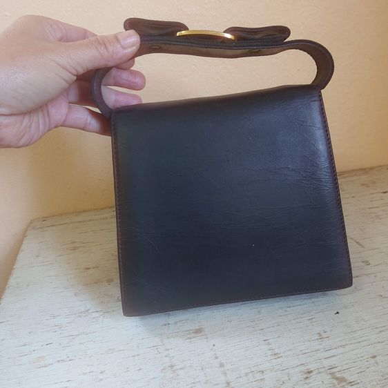 Vintage Ferragamo Handbag รูปที่ 4