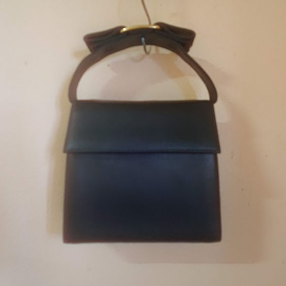 อื่นๆ หนังแท้ หญิง ดำ Vintage Ferragamo Handbag