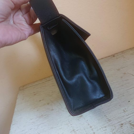 Vintage Ferragamo Handbag รูปที่ 7