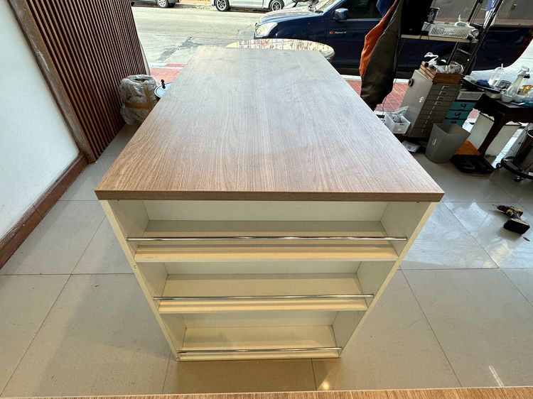 ตู้ไอซ์แลนด์ 2 บานเปิด 2 ลิ้นชัก โครงไม้ MDF ท็อปสีบีชลายไม้ โครงสีขาว  รูปที่ 6