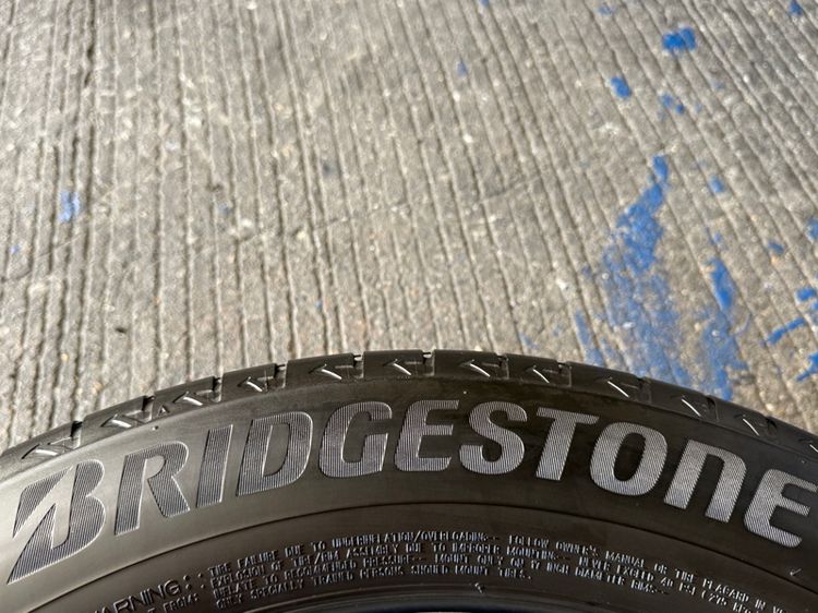 Hyundai H-1.Vip. ขอบ 17  นิ้ว 🛞 รูปที่ 6