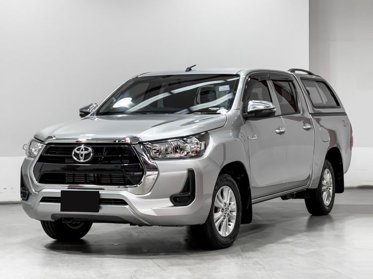 รถ Toyota Hilux Revo 2.4 Z Edition Mid สี บรอนซ์เงิน