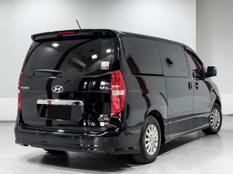Hyundai H-1  2018 2.5 Elite Van ดีเซล เกียร์อัตโนมัติ ดำ รูปที่ 4