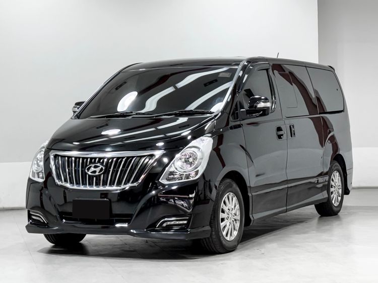 รถ Hyundai H-1  2.5 Elite สี ดำ