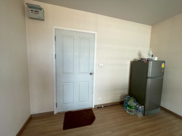 มีบางส่วน Pruksa 2013 ไม่อนุญาต ใช่ Plum condo นวมินทร์ 86 

 รูปที่ 2