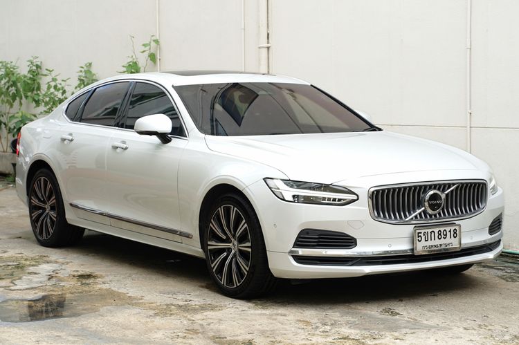 รถ Volvo S90 2.0 Recharge T8 Inscription 4WD สี ขาว