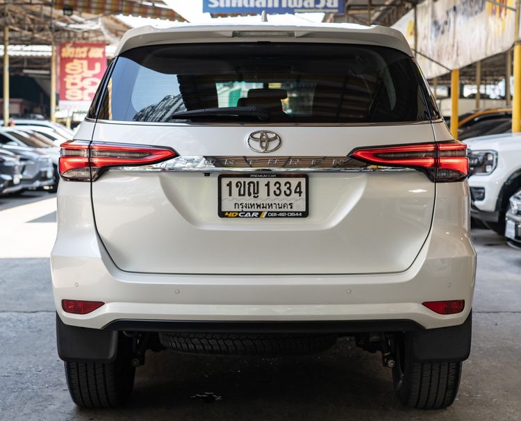 Toyota Fortuner 2020 2.4 V Utility-car ดีเซล ไม่ติดแก๊ส เกียร์อัตโนมัติ ขาว รูปที่ 4