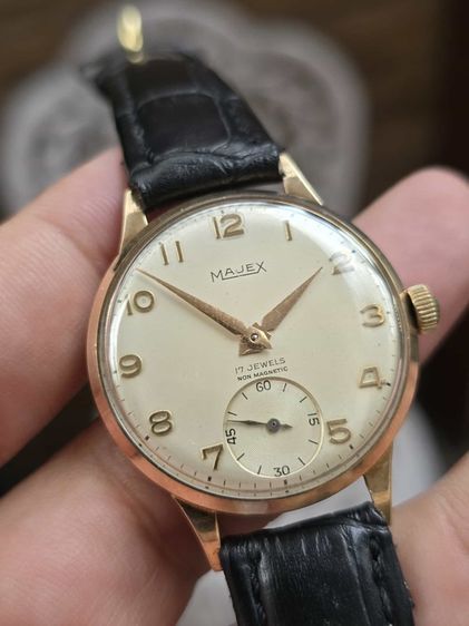 นาฬิกา MAJEX 9k Solid Gold หูกะทะ เข็มดาบ 2เข็มครึ่ง ตัวเรือนทองคำแท้9k