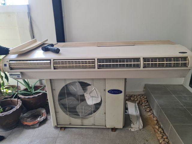 carrier ติดเพดาน 36000btu สภาพดี