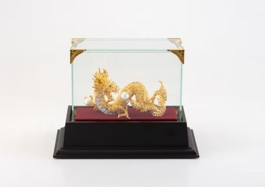 ของตกแต่งบ้านอื่นๆ มังกรมหาโชค ชุบทอง 24K - CUBIC GEMS – รุ่น SHO-1001-GB  ของใหม่ พร้อมกล่อง