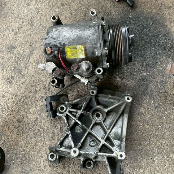 อุปกรณ์เครื่องยนต์ ถอดจากเครื่องยนต์ Mitsubishi Cedia 4G 18 สนใจ สอบถามเพิ่มเติม ราคาเริ่มต้น สอบถามอะไหล่รถยนต์ ได้ครับ รูปที่ 7