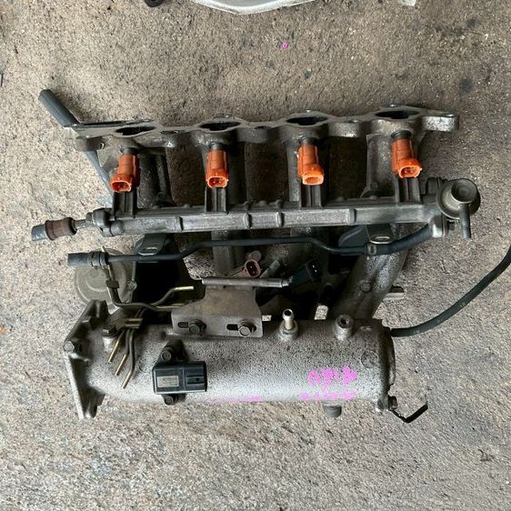 อุปกรณ์เครื่องยนต์ ถอดจากเครื่องยนต์ Mitsubishi Cedia 4G 18 สนใจ สอบถามเพิ่มเติม ราคาเริ่มต้น สอบถามอะไหล่รถยนต์ ได้ครับ รูปที่ 3