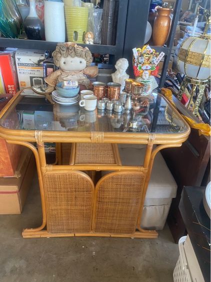 โต๊ะหวาย