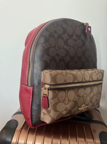 กระเป๋าเป้ Coach แท้ 💯 มือสอง MEDIUM CHARLIE BACKPACK IN COLORBLOCK SIGNATURE CANVAS (COACH F32111) รูปที่ 2