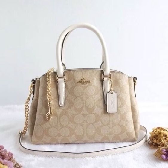 กระเป๋าถือ🌺 COACH แท้💯มือสอง size mini  Coated canvas ลาย Signature มีสายยาว  COACH 29434 MINI SAGE CARRYALL IN SIGNATURE CANVAS Chalk รูปที่ 2