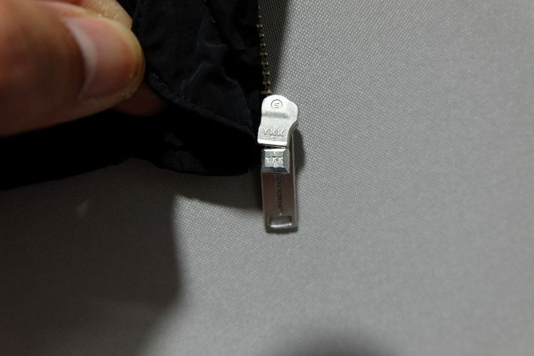 GU x UNDERCOVER MA-1 Bomber Jacket  รูปที่ 16