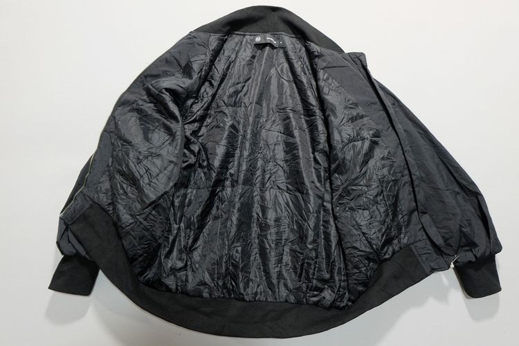 GU x UNDERCOVER MA-1 Bomber Jacket  รูปที่ 13