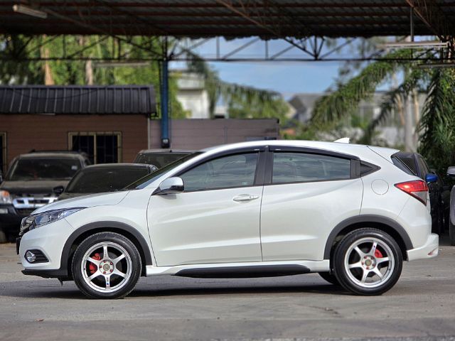 Honda HR-V 2019 1.8 EL Utility-car เบนซิน ไม่ติดแก๊ส เกียร์อัตโนมัติ ขาว รูปที่ 3