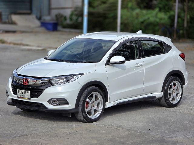 รถ Honda HR-V 1.8 EL สี ขาว