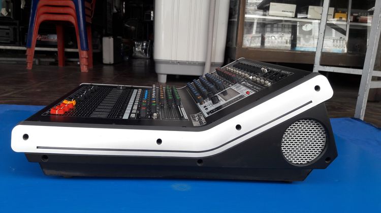 เพาเวอร์มิกเซอร์ PROEURO TECH PMX-P8650FX รูปที่ 2