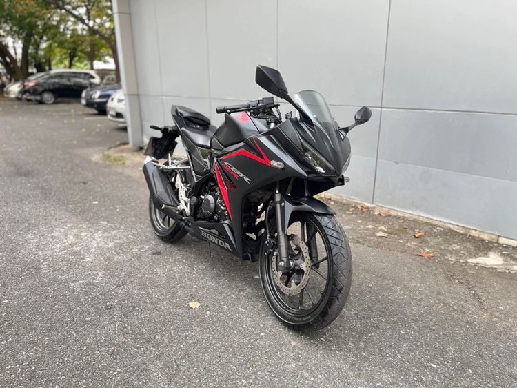 Honda รุ่น CBR150R 150cc รถบ้าน รูปที่ 3