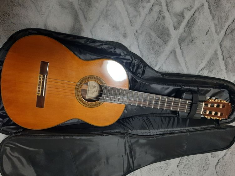 กีต้าร์คลาสสิก Yamaha CG-171C แถมกระเป๋า