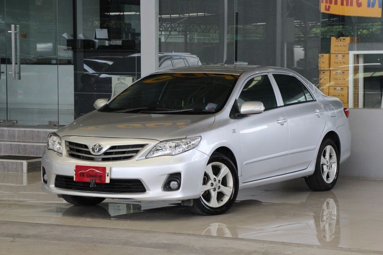 รถ Toyota Altis 1.8 E สี บรอนซ์เงิน