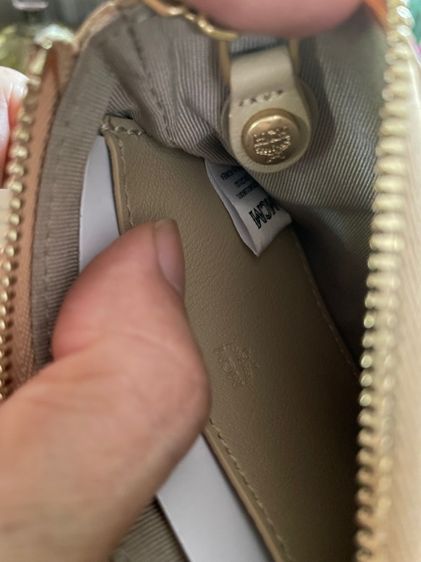 MCM zip coin pouch  รูปที่ 5