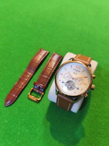 นาฬิกาข้อมือ Chronograph Automatic สภาพสวยมาก 2Tone ตัวเครื่องค่อนข้างแน่นและมีน้ำหนัก หลังเปือย ฝังพลอย กันน้ำ 3ATM ระดับ30เมตร จาก KINYUED