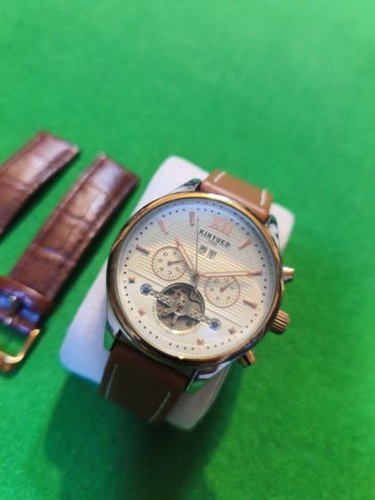 นาฬิกาข้อมือ Chronograph Automatic สภาพสวยมาก 2Tone ตัวเครื่องค่อนข้างแน่นและมีน้ำหนัก หลังเปือย ฝังพลอย กันน้ำ 3ATM ระดับ30เมตร จาก KINYUED รูปที่ 5