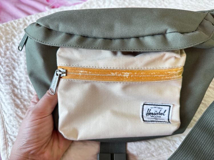 กระเป๋าสะพายข้าง รูปที่ 2