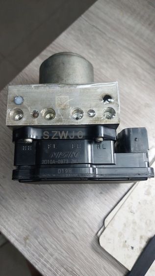 ปั้มABS Honda Stepwagon sparda 2012