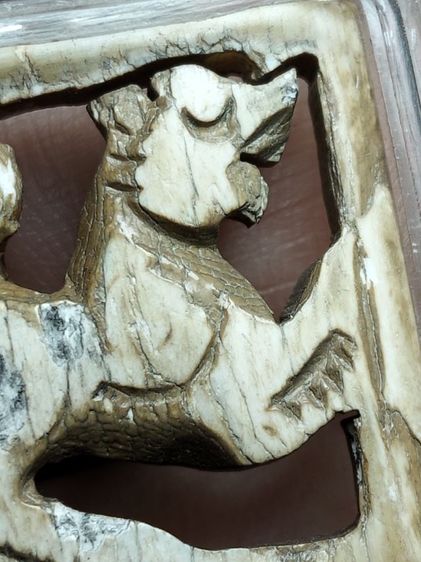 คลาสสิคครับแต่หางชำรุดตามภาพครับ รูปที่ 3