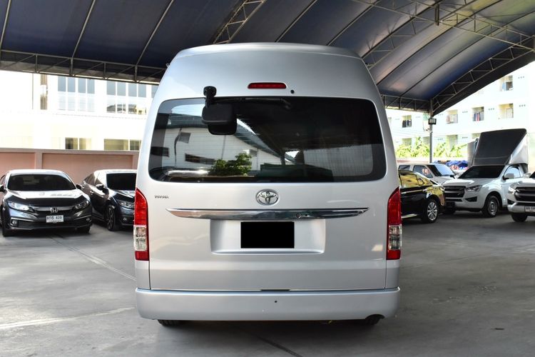 Toyota Commuter 2015 3.0 Van เบนซิน เกียร์อัตโนมัติ บรอนซ์เงิน รูปที่ 4