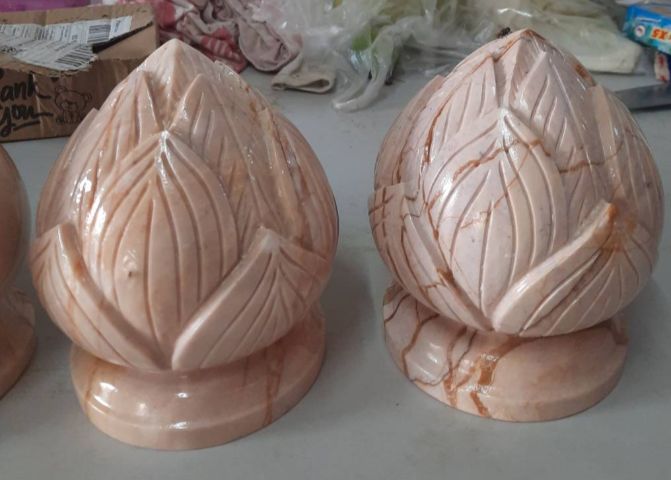 หัวเสาหินอ่อนขนาด 5 นิ้วแกะสลักราคาหัวละ