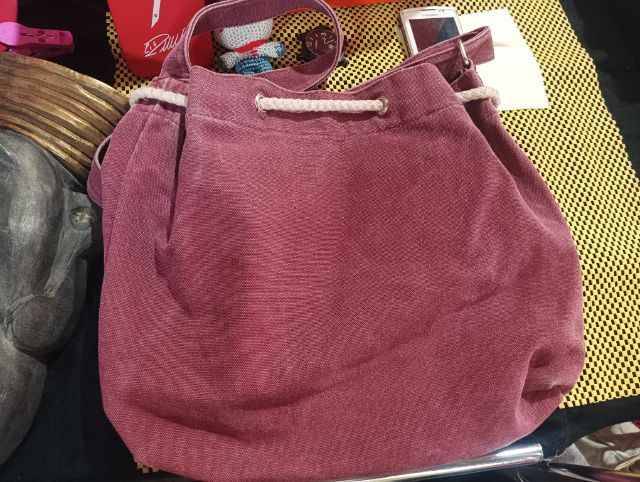 กระเป๋าและกระเป๋าถือ สะพายได้  สำหรับผู้หญิง รูปที่ 4