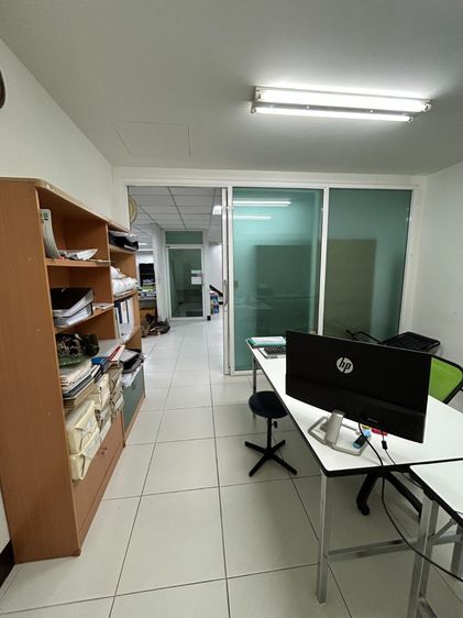 Office for Rent – 37000บาท (ราคารวมค่าไฟค่าน้ำแล้ว), ให้เช่าสำนักงานออฟฟิศ ซอยเพชรเกษม102ทับ3 รูปที่ 2