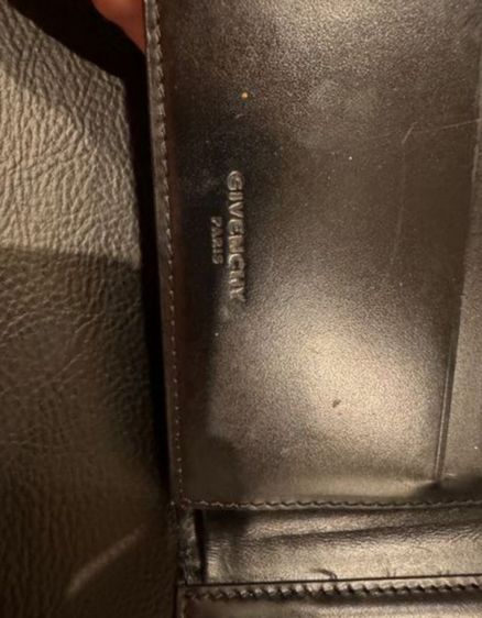 กระเป๋าตังค์ Givenchy รูปที่ 4