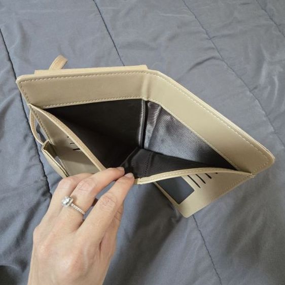 กระเป๋าสตางค์ CASEHARDEN พร้อมสายสะพาย รูปที่ 5