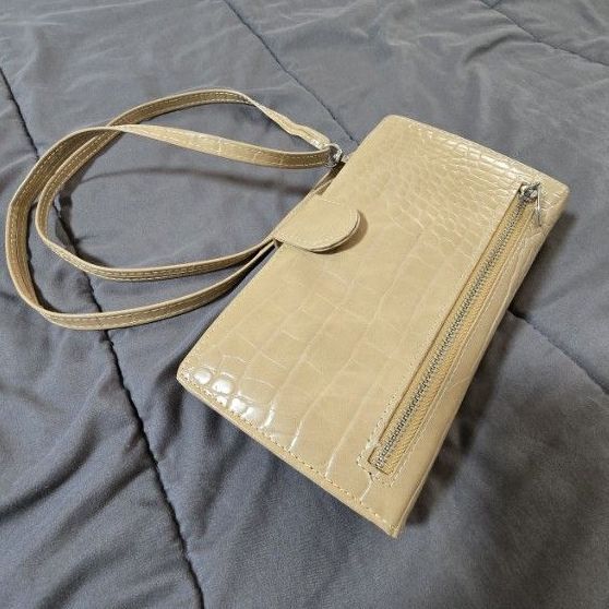 กระเป๋าสตางค์ CASEHARDEN พร้อมสายสะพาย รูปที่ 2