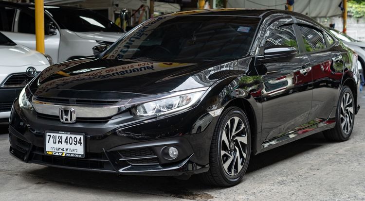 Honda Civic 2018 1.8 EL i-VTEC Sedan เบนซิน ไม่ติดแก๊ส เกียร์อัตโนมัติ ดำ รูปที่ 2