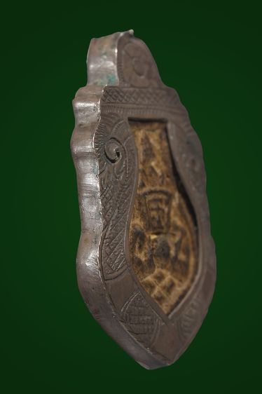 กะลาราหูแกะเลี่ยมจับกลอบเงิน รูปที่ 3