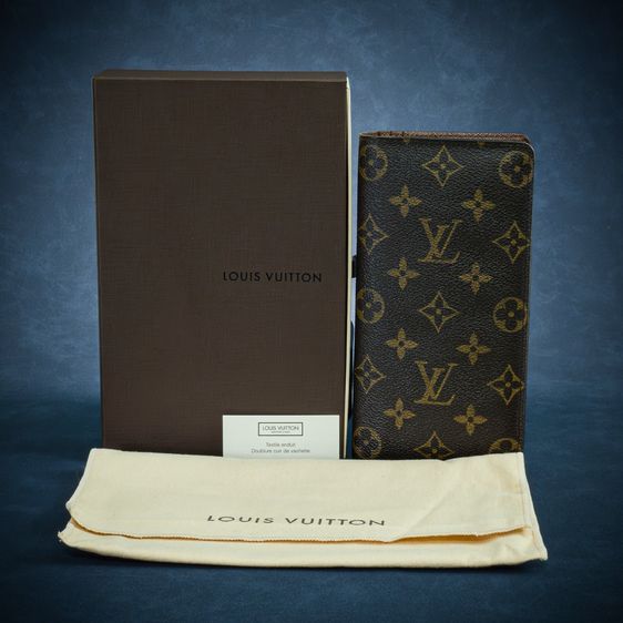 Louis Vuitton Brazza Monogram