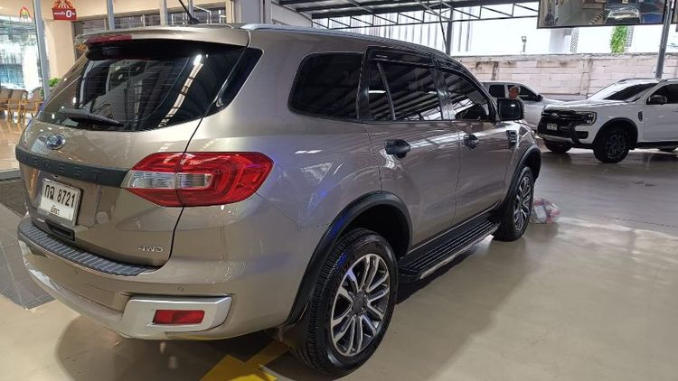 Ford Everest 2021 2.0 Titanium Plus 4WD Sedan ดีเซล ไม่ติดแก๊ส เกียร์อัตโนมัติ บรอนซ์เงิน รูปที่ 4