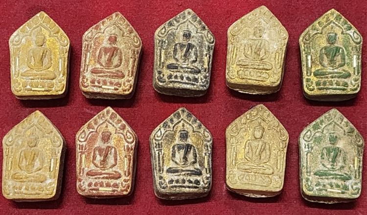 พระขุนแผนปู่ทิม พิมพ์ใหญ่หลังฝังนางพญา ปี15 10องค์ รูปที่ 2
